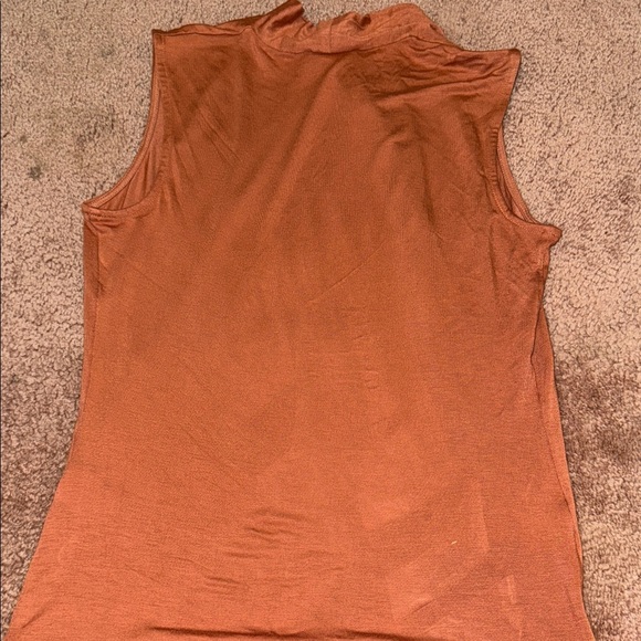 Banana Republic Rust Sleeveless Wrap Blouse - Picture 3 of 3